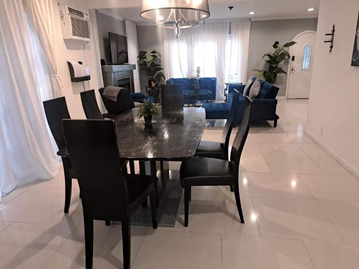 Amazing 3 bedrooms with 3 bedroom apt in the center of Beverly Hills - 4