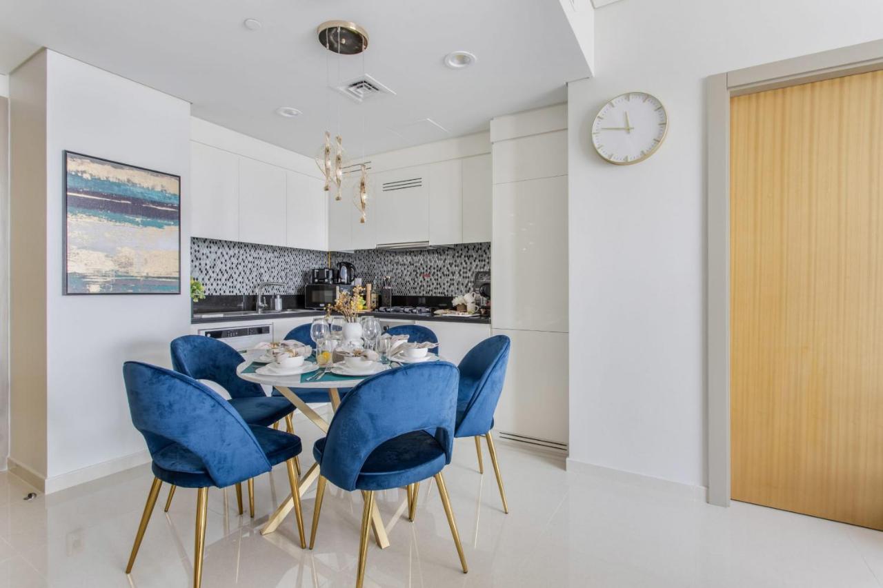 Frank Porter - Aykon City Tower - 5