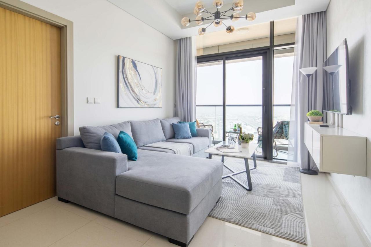 Frank Porter - Aykon City Tower C - 3