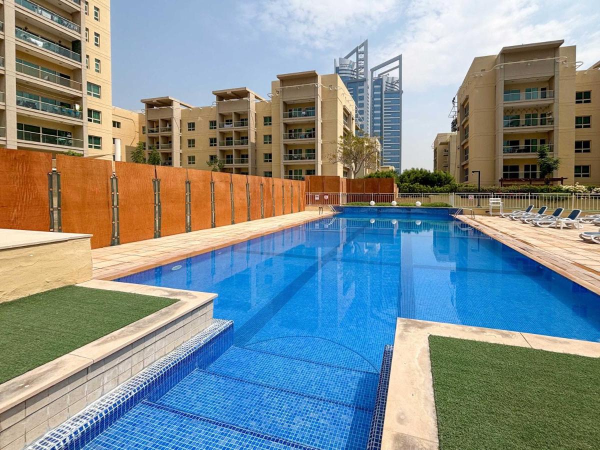 Frank Porter - Al Arta 4 - 4