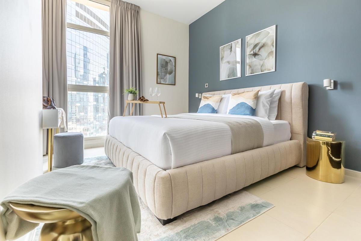 Frank Porter - Mangrove Place - 2