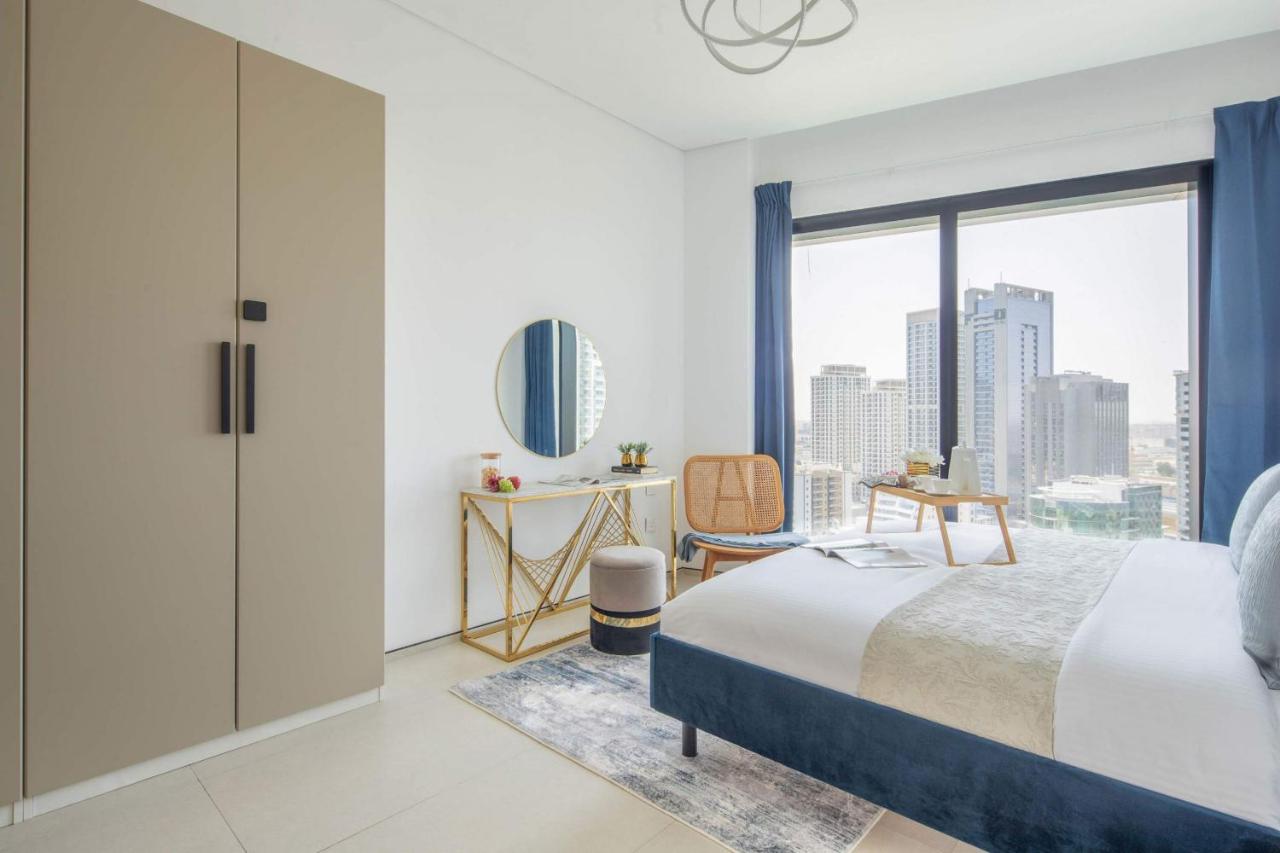 Frank Porter - The Address JBR - 2