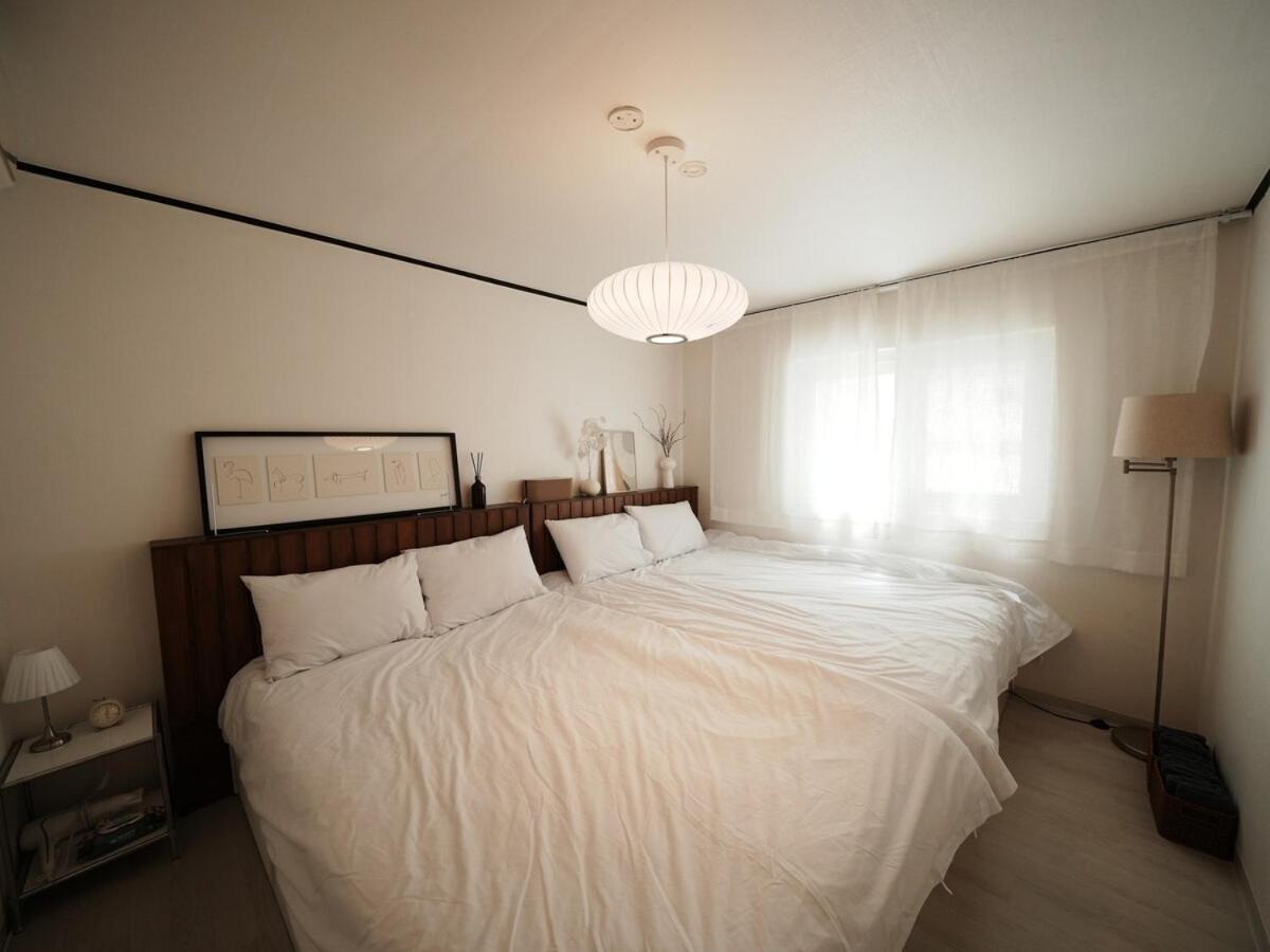 Hongdae Yeonnamdong and Yeonhuidong - 2