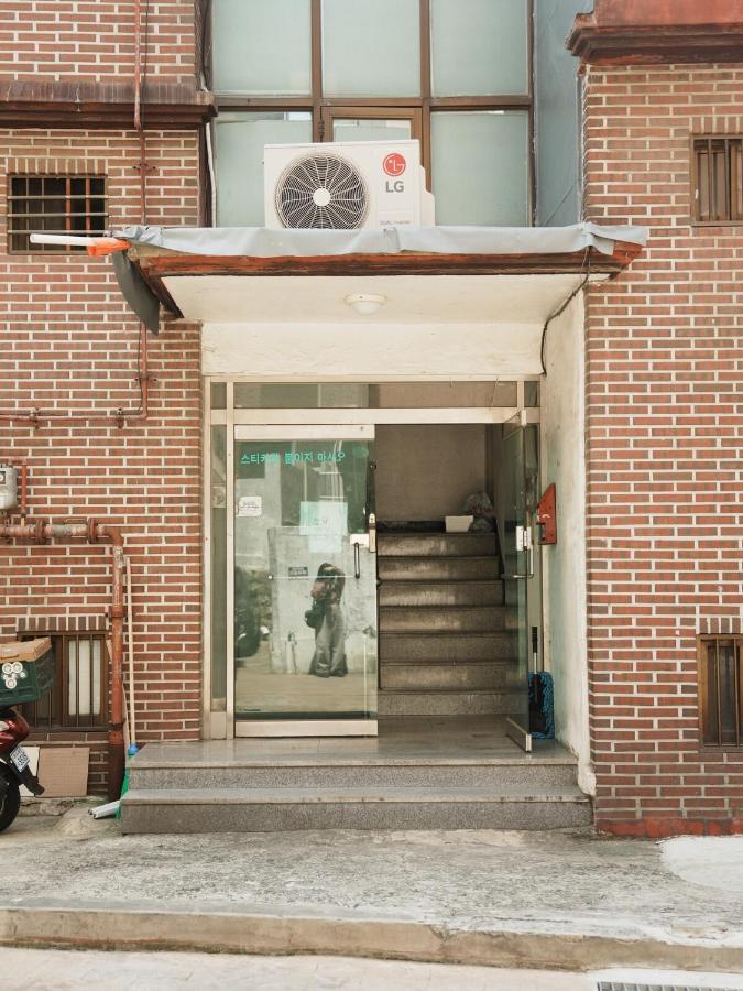 Hongdae Yeonnamdong and Yeonhuidong - 3