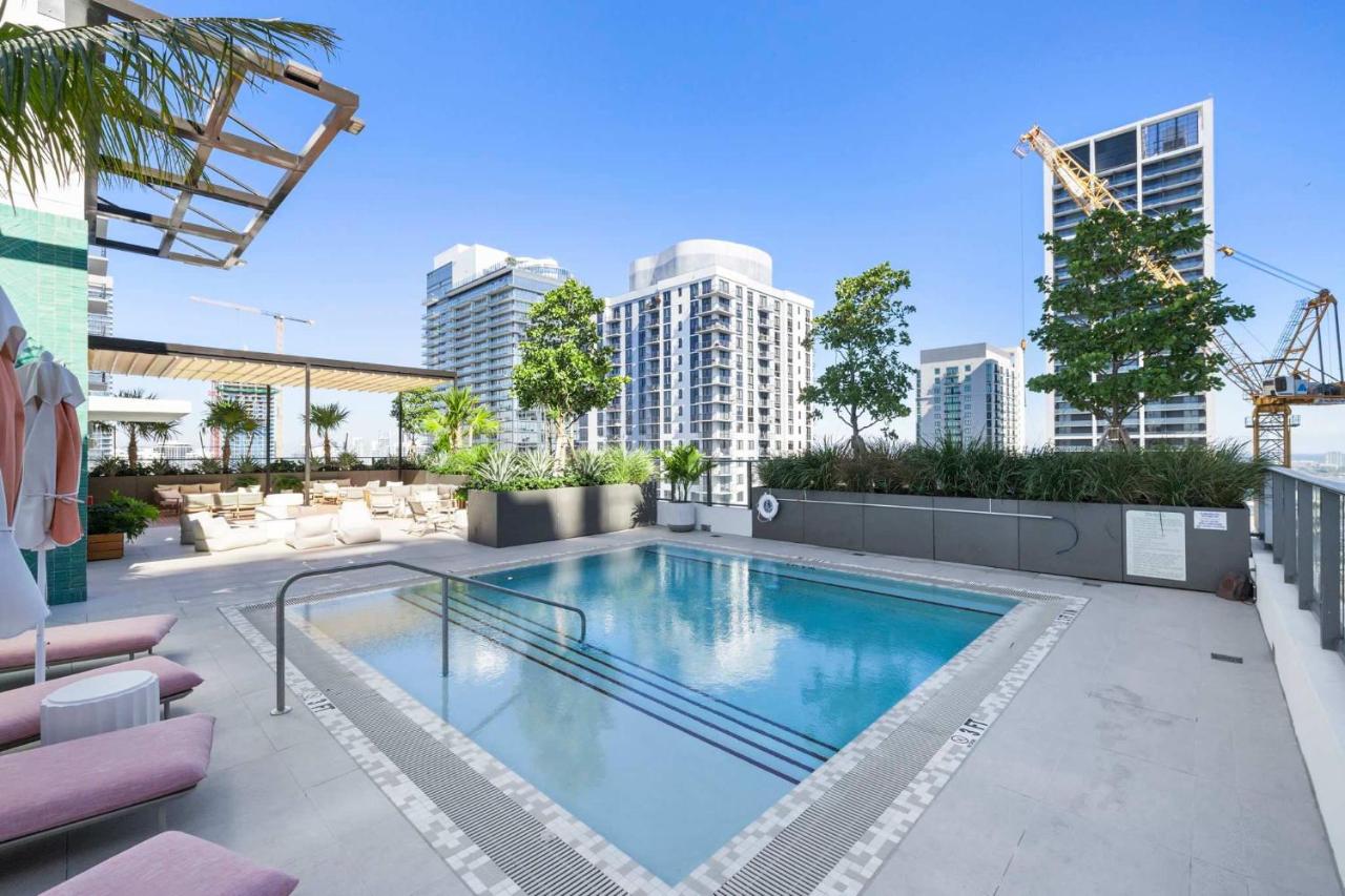 Luxury Urban Comfort at The Crosby Miami - Central Location - 5