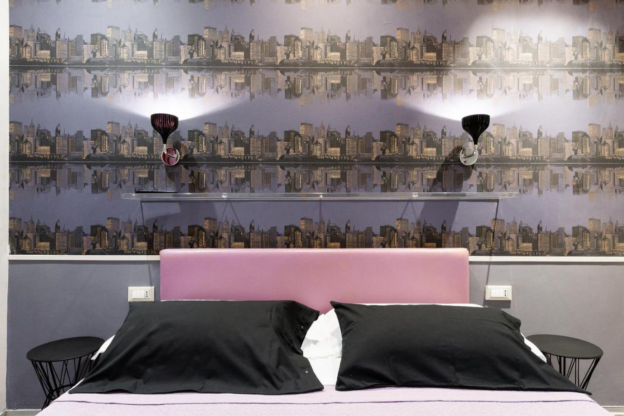 Pink House Secret spot in Rome - 2