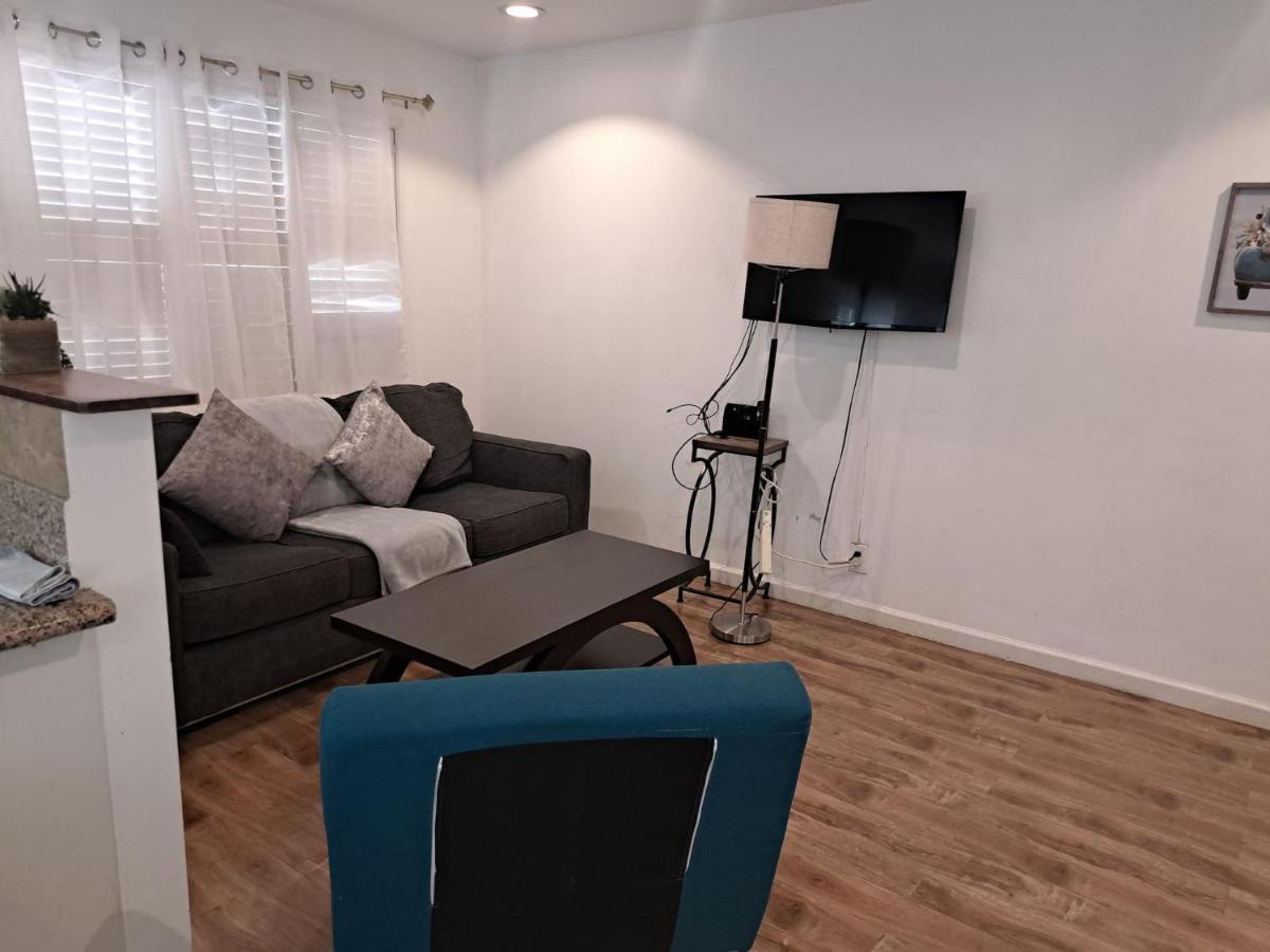 Charming 1 bedroom apt in Beverly Hills - 4