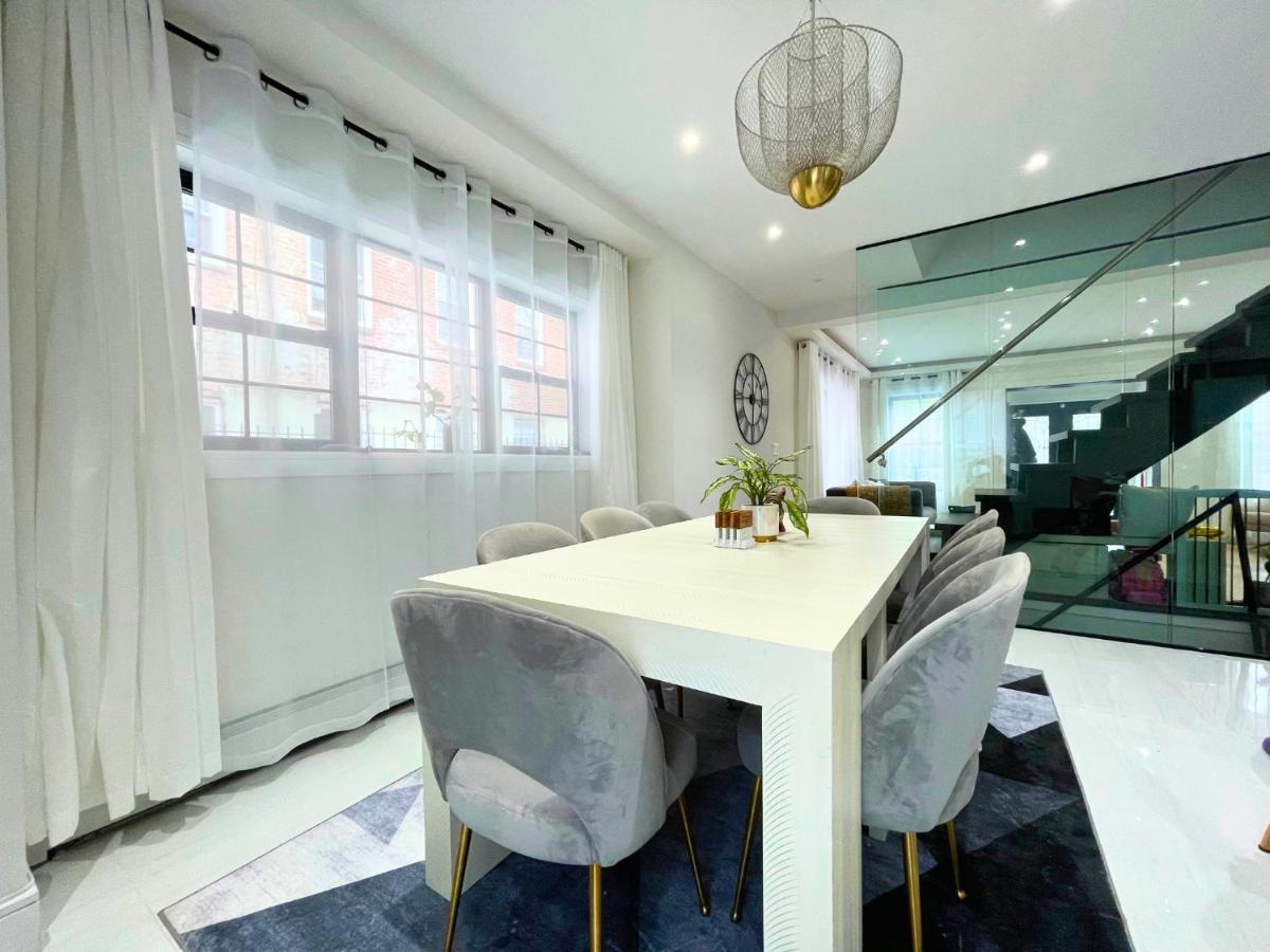 Great location with parking, 10 min to LGA & subway - 4