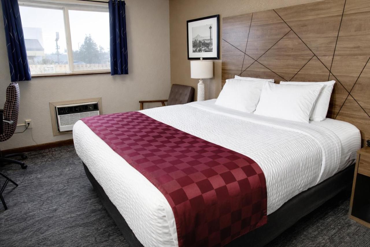 Americas Best Value Inn Lynnwood — photo 2