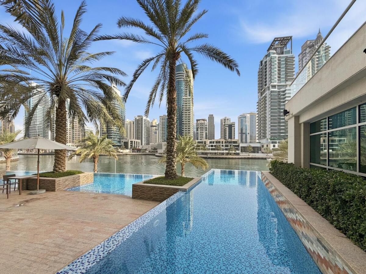 Curated High-Floor 2BR Sofa Bed Marina Water View - 4