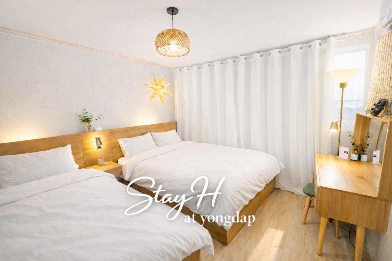 STAY H # Prime Location # 1 Stop to Seongsu # Lines 2,5 #Hongdae# Myeongdong# KSPO #DDP