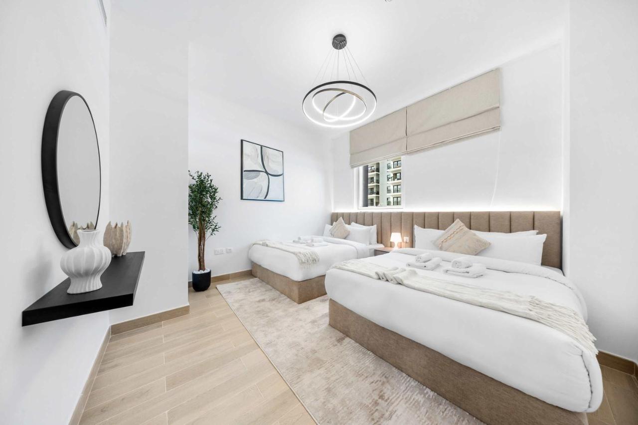 Hot Spot 2BDR Yas Island Sleeps 12 - 4