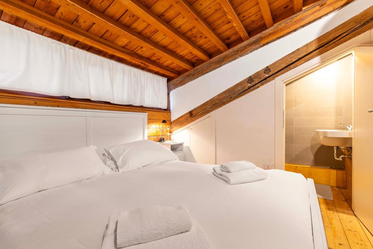 Domus al Canal Grande - 2