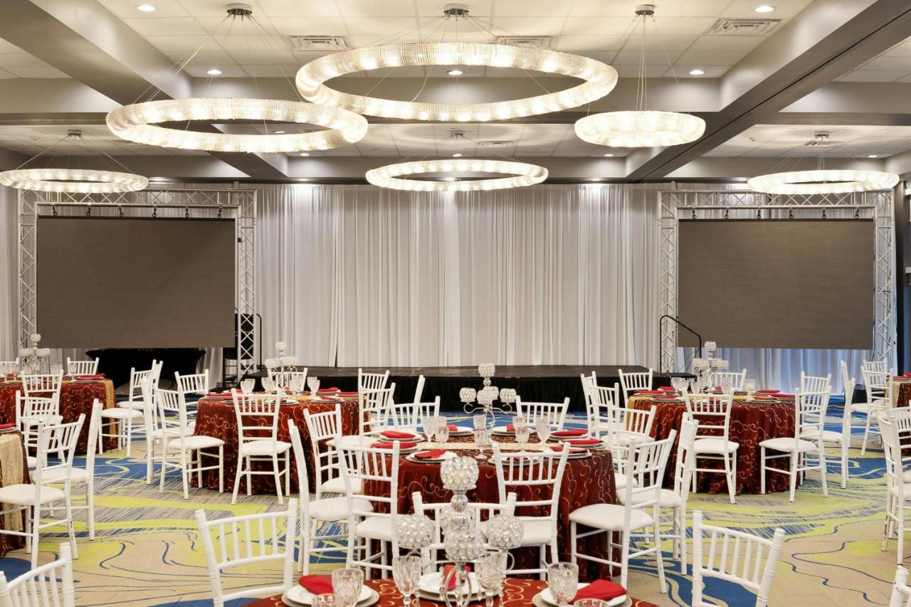 Verta Hotel McAllen — photo 19