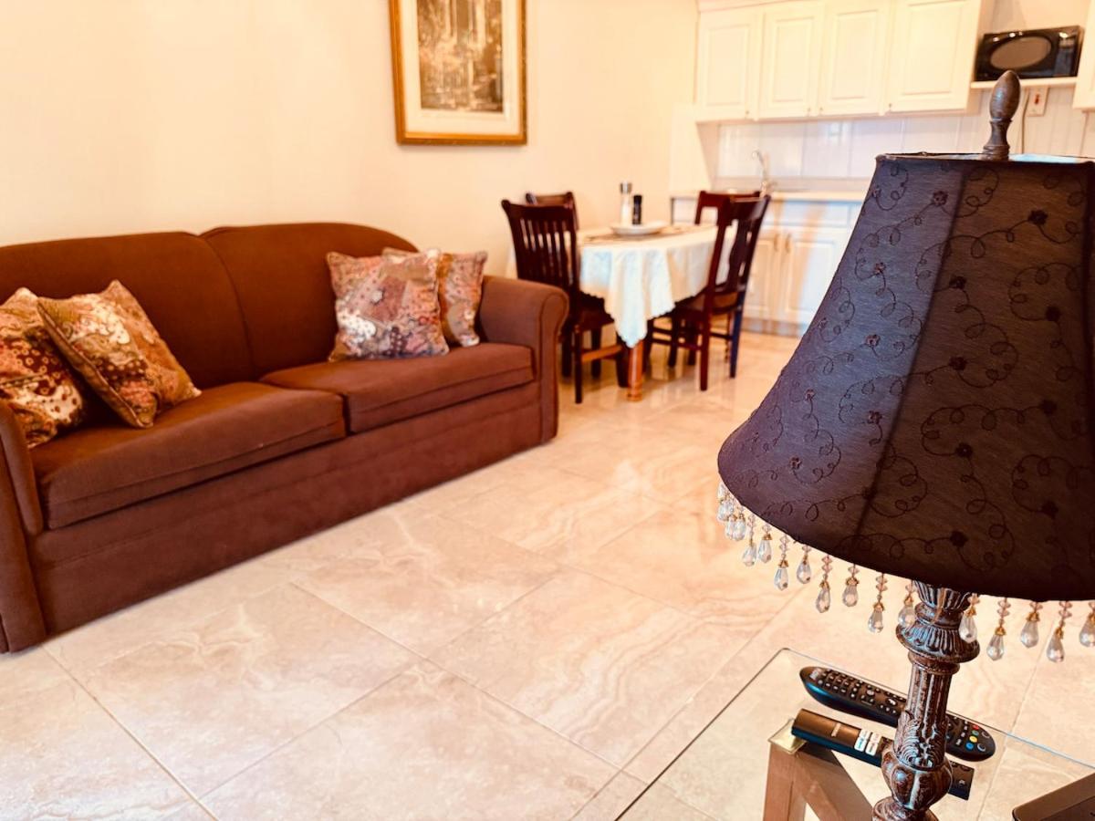 River Rock Beach House - 5