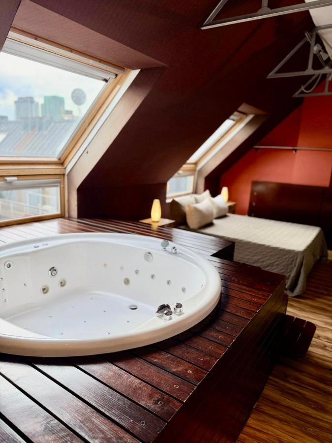 Puerto - Top Floor Duplex Penthouse - 3