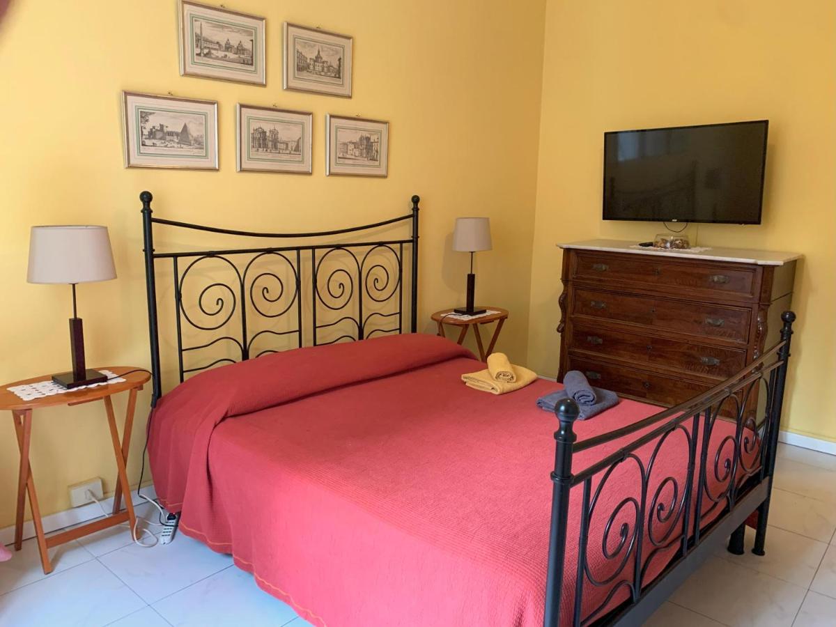 Rocco's Home at the Colosseum