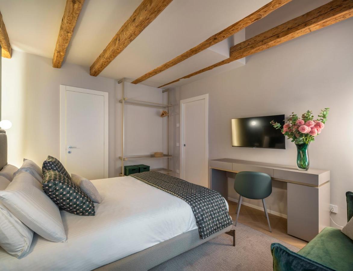 Palazzo Sarti Apartments R&R - 5