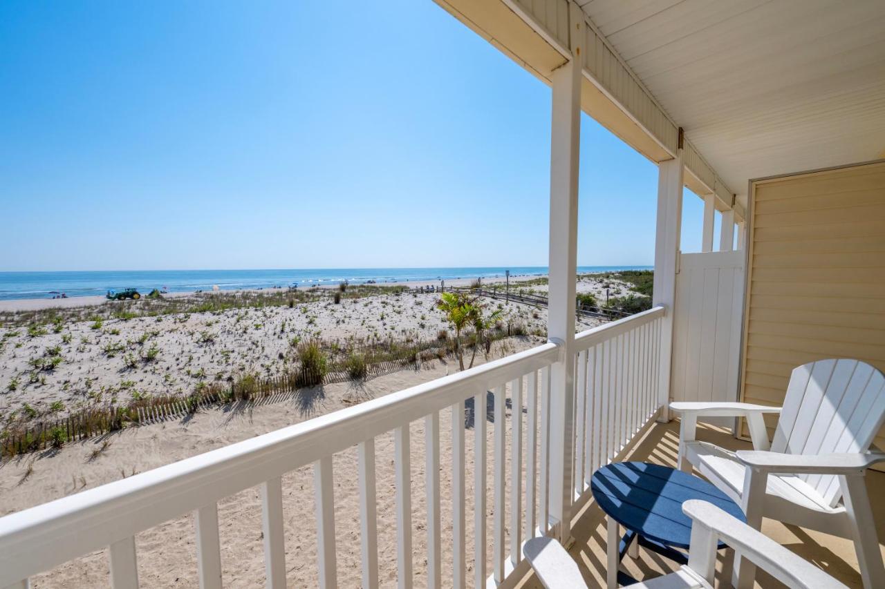 Drifting Sands Oceanfront Hotel — photo 8