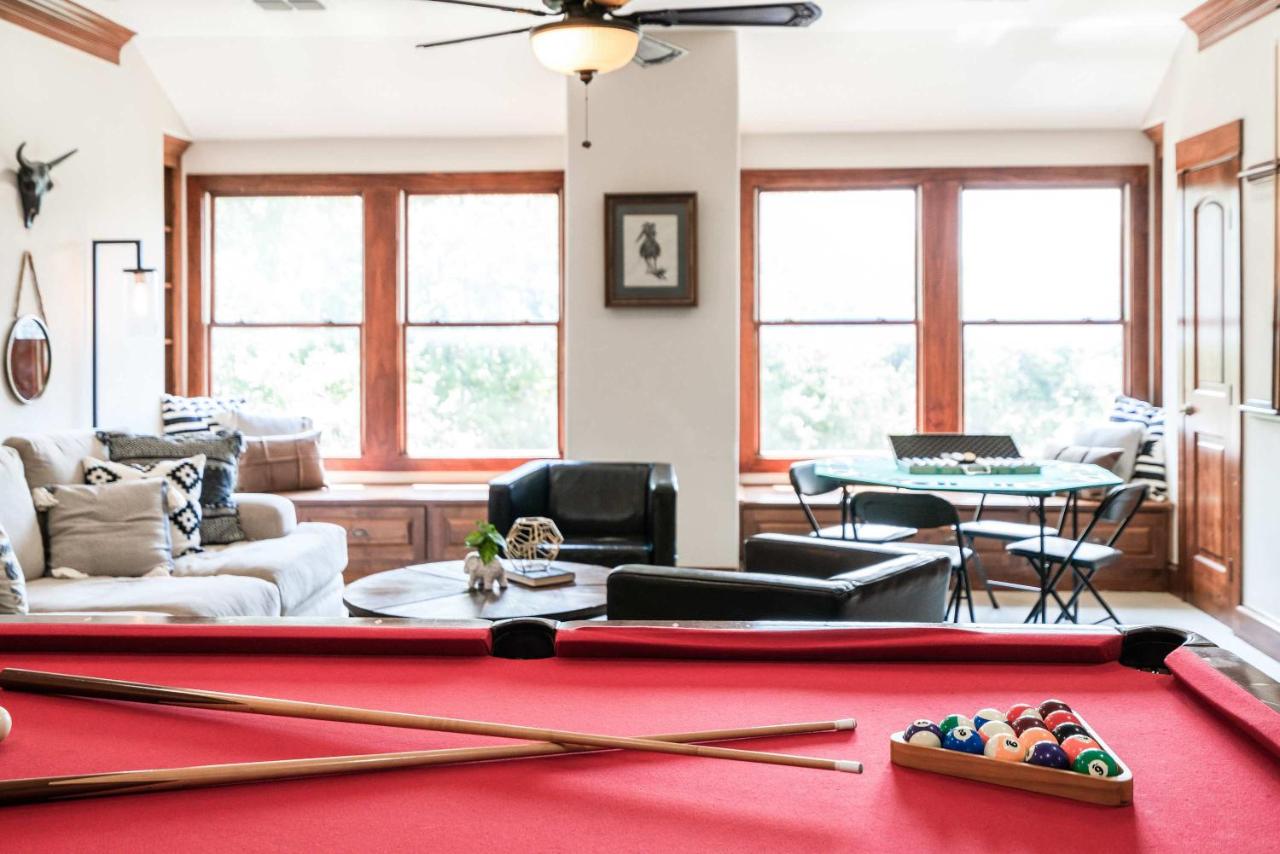 ATX Oasis - Pool, Hot tub, Firepit & Billiards - 4