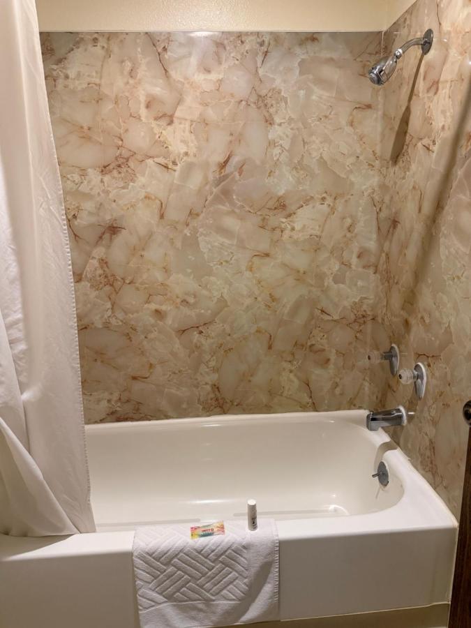 Ridge Crest Motel — photo 15