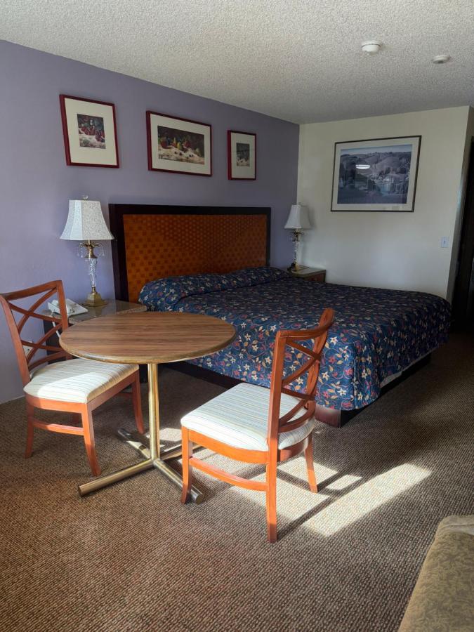 Ridge Crest Motel — photo 20