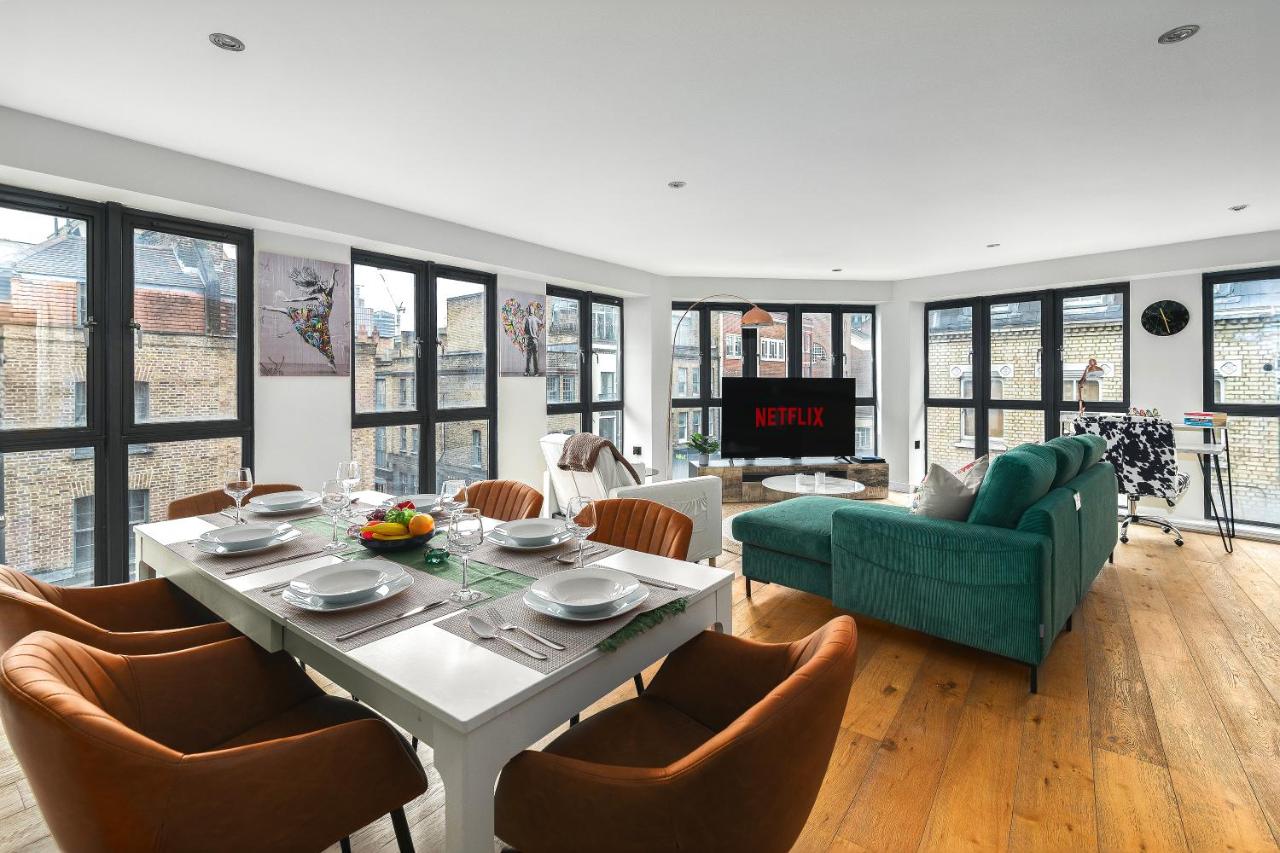 Luxury 70sqm 1Bedroom in Hoxton Sq 4 Mins to Old Street Tube Station Sleeps 4 - 4