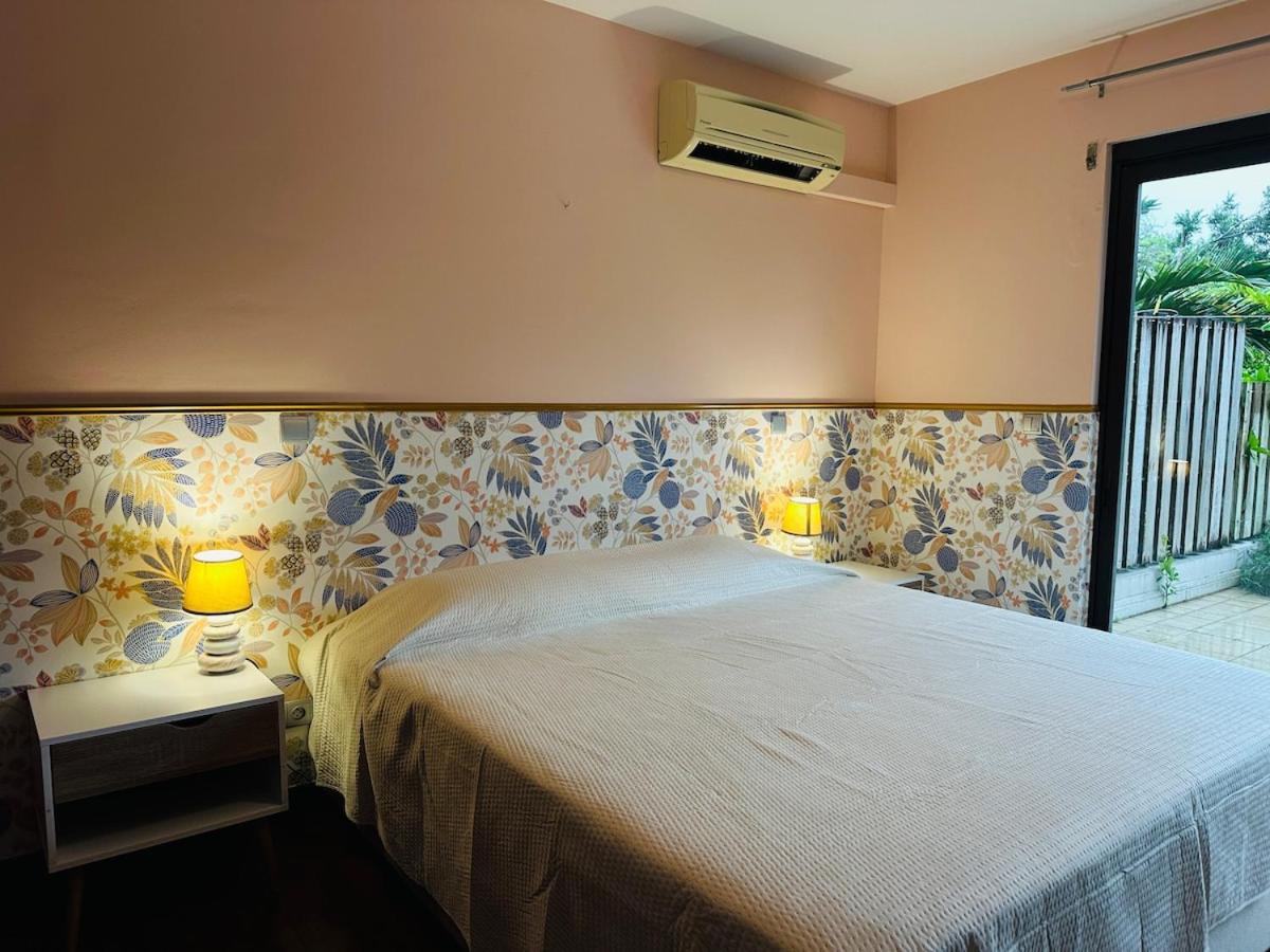 City center apartment - Free parking and swimming pool - 2