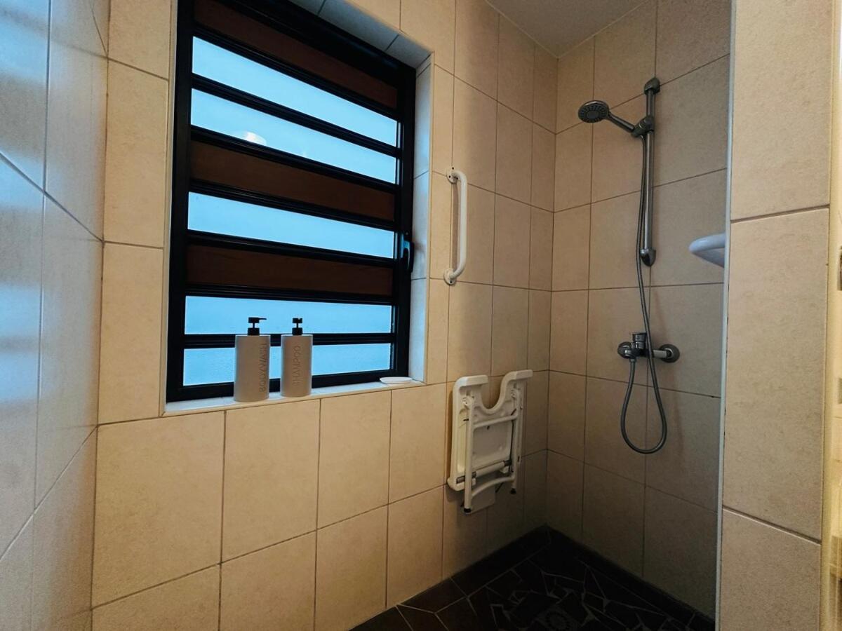 City center apartment - Free parking and swimming pool - 4