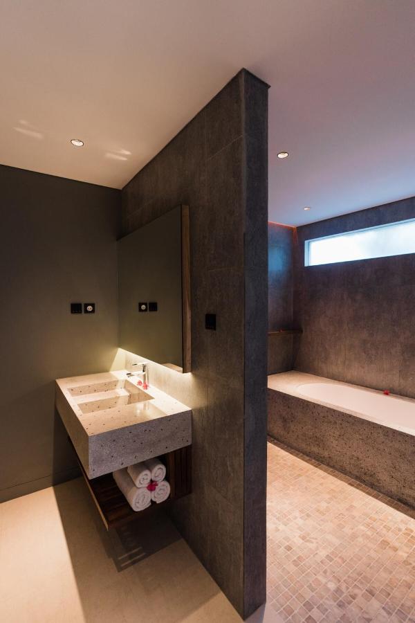 2 Bedroom Seminyak Apartment -1 - 3