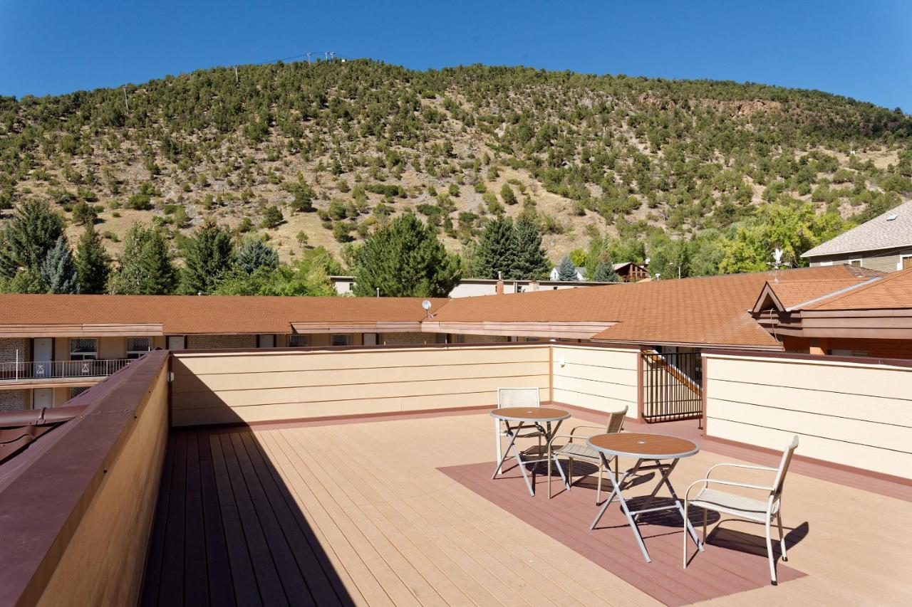 Glenwood Springs Inn — photo 22