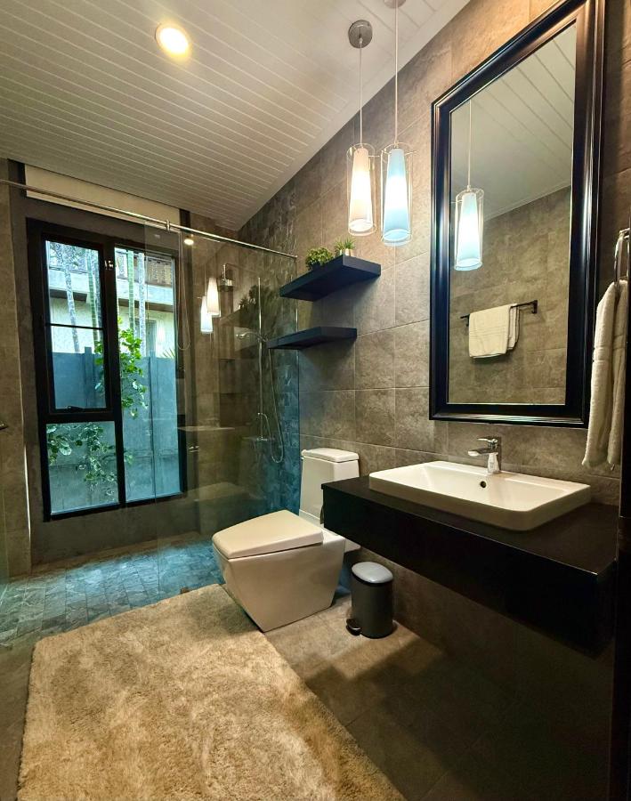 3-bdr Premium Villa in Nai Harn Baan Bua by Neo With Love - 3