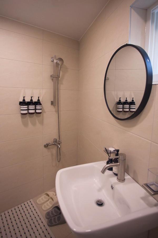 Petit mansion 47 - 3