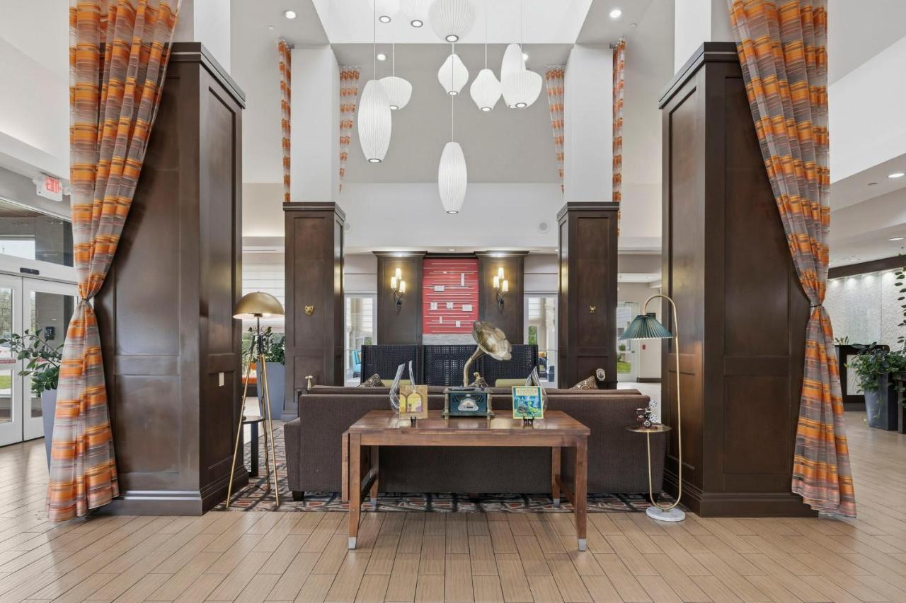 Kozy Hotel Houston North — photo 11