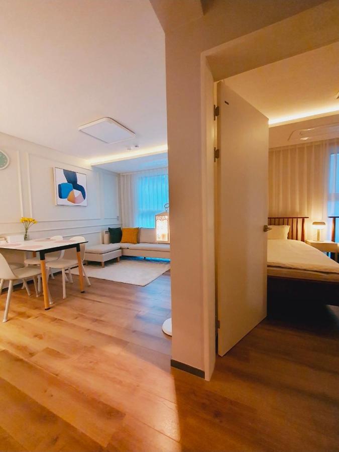 Gyeongbokgung Palace House - 2