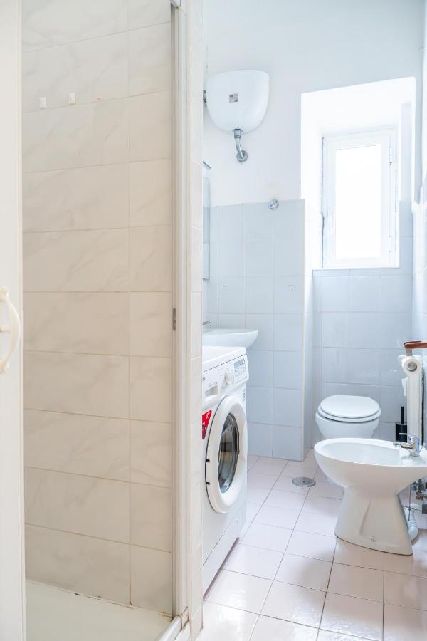 Lion Renting Termini Station - 3