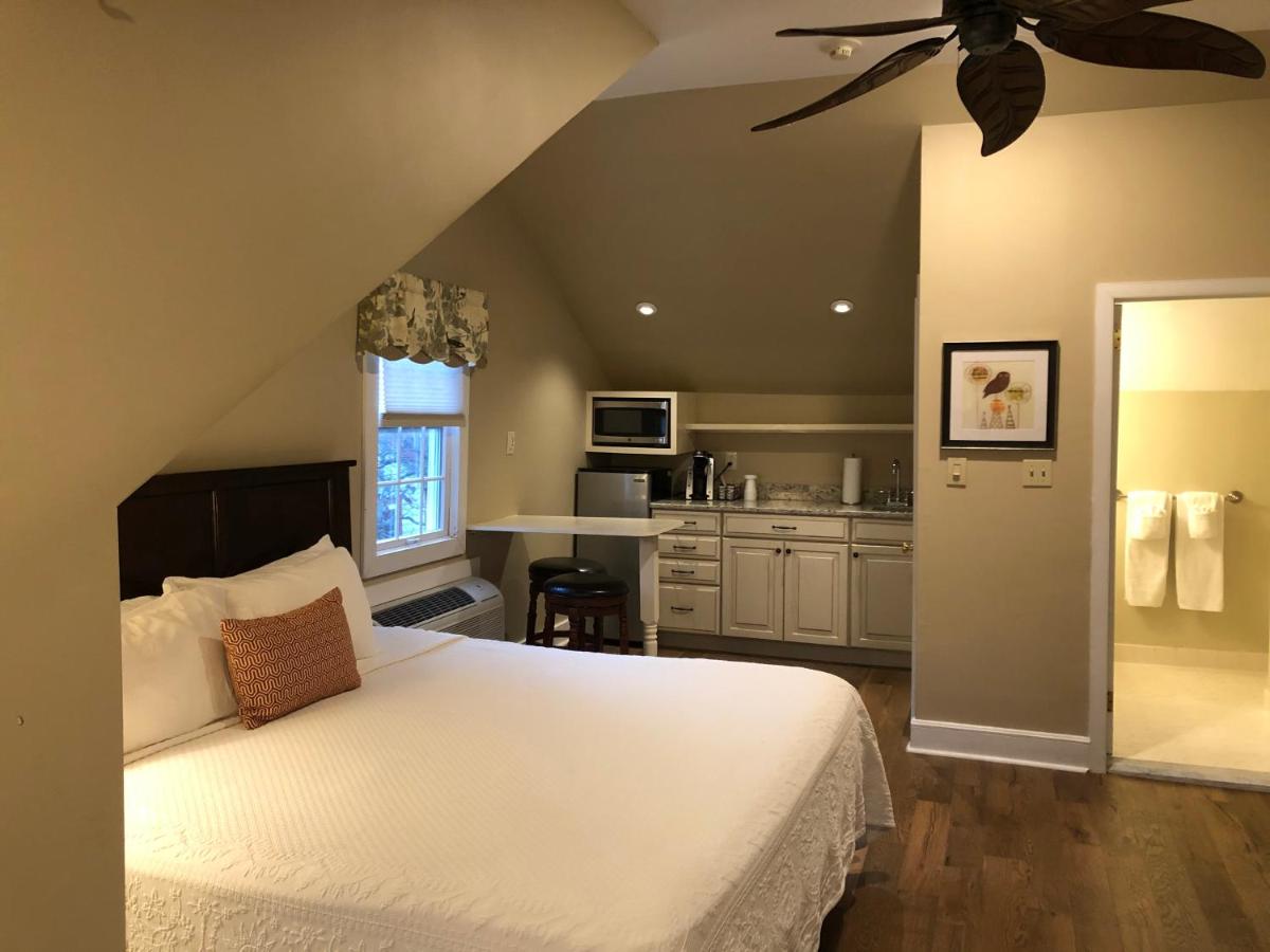 Joseph Ambler Inn — photo 13