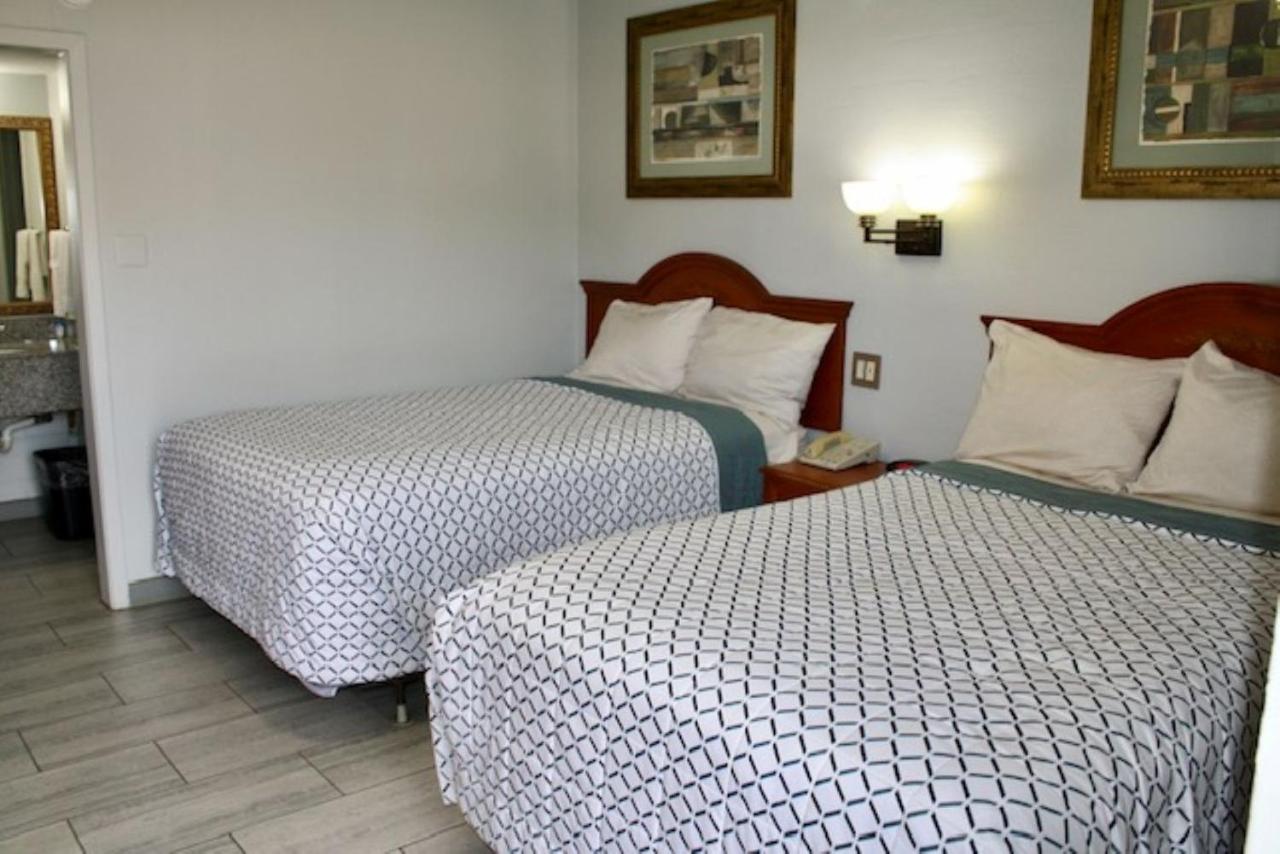 Budget Inn — photo 20