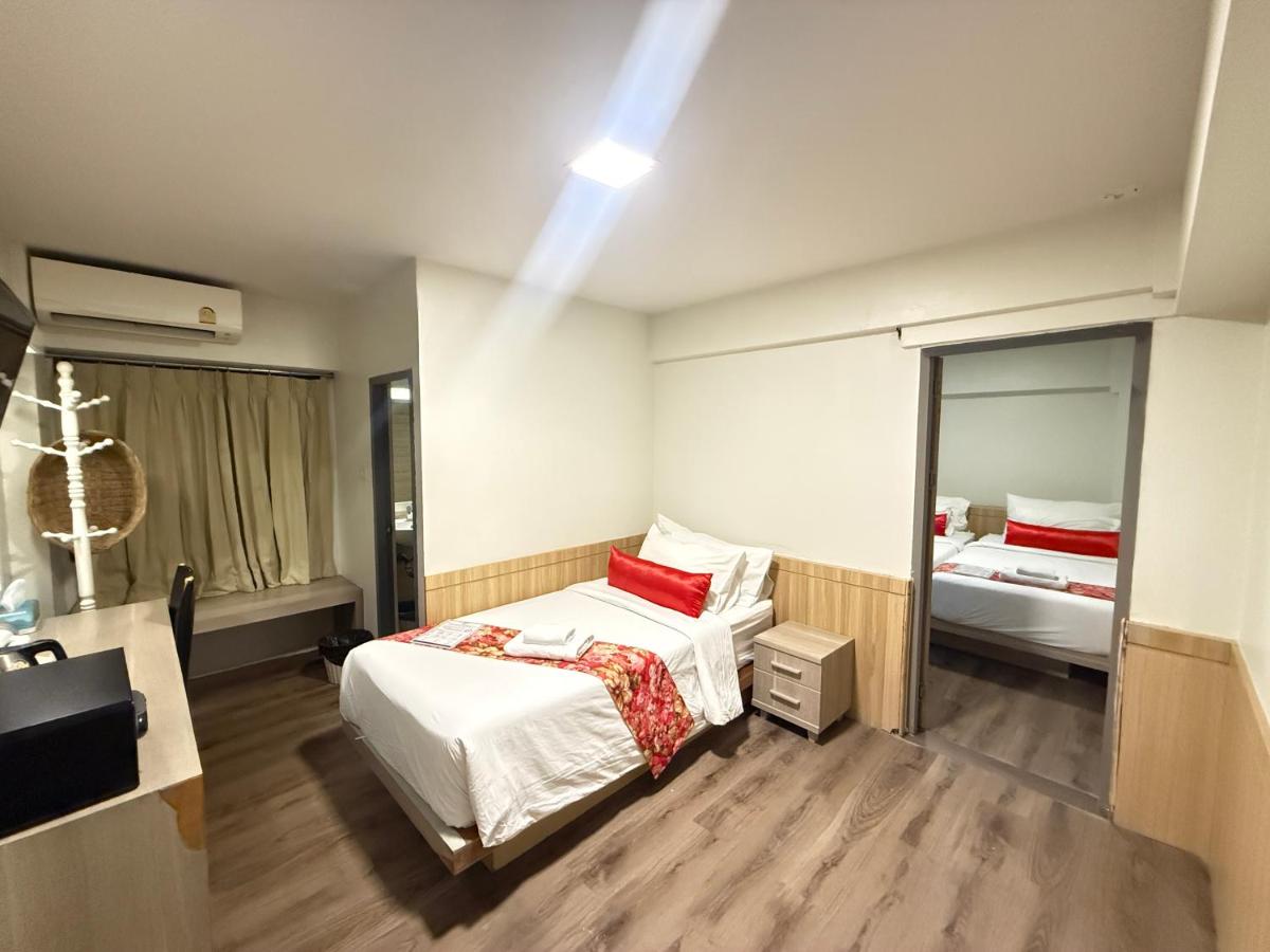 Wild Orchid Villa Bangkok - 2