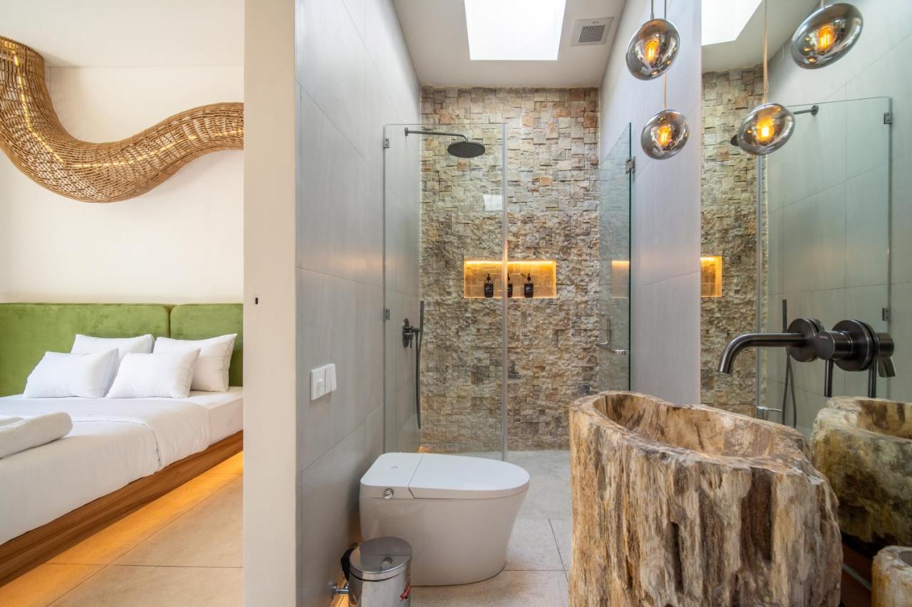 Magic Day 2BR Private Sauna, Jacuzzi, Projector - 3