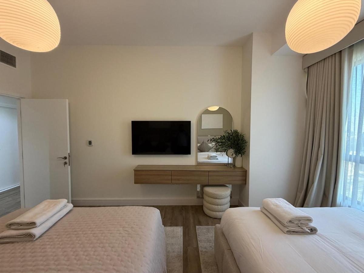 Two bedroom Apartment in JBR Marina - 2 min walk to JBR beach - 5