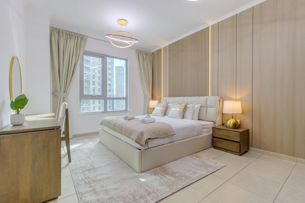 Burj Khalifa View - 2 Bedroom apartment at The Residence 5, Downtown - Allsopp & Allsopp - 2