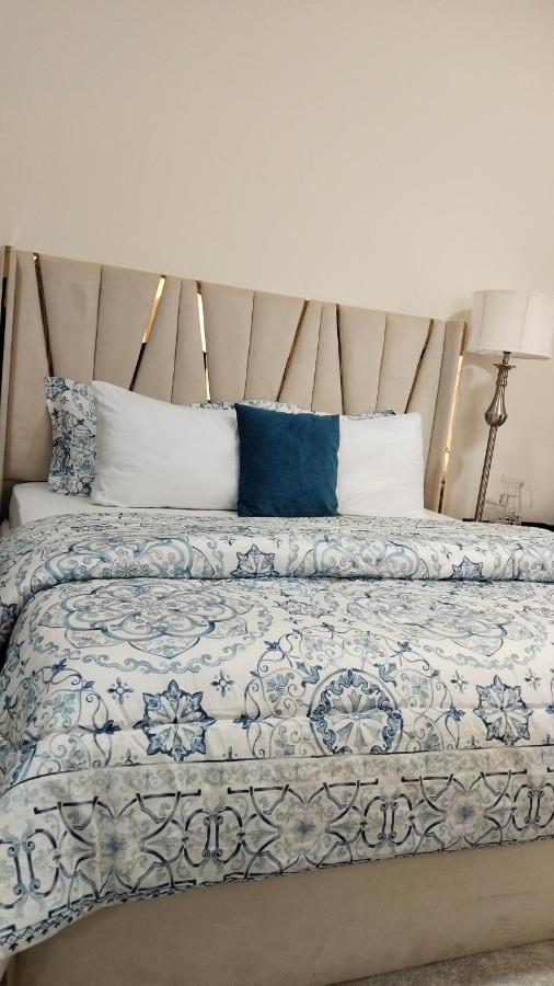 ZAH Luxury Holiday Home at JBR,Dubai - 2