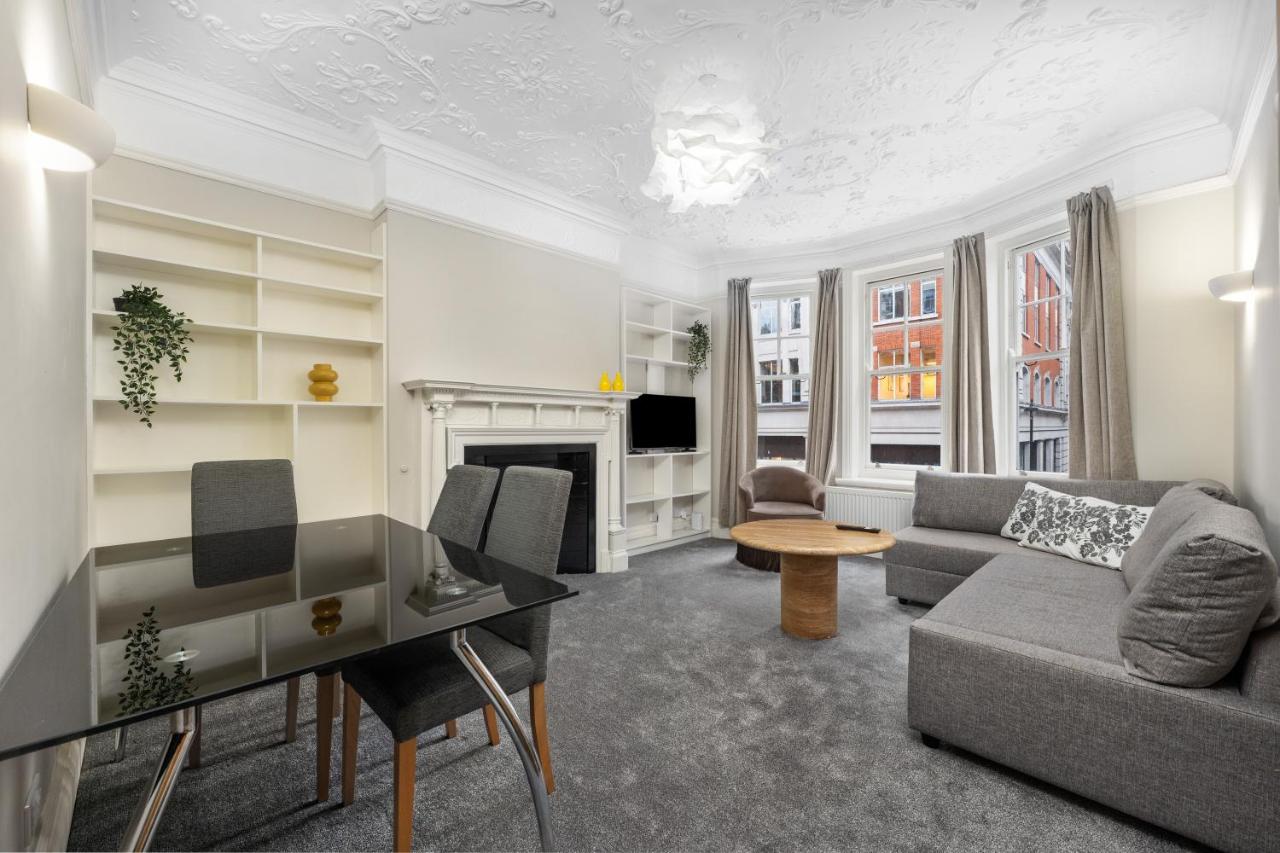 Oxford Street Two Bedroom Apartment