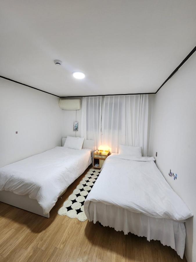 Seoul Yongsan - Shared House - Twin Room - 5min Hangangjin - 10min Itaewon - 3