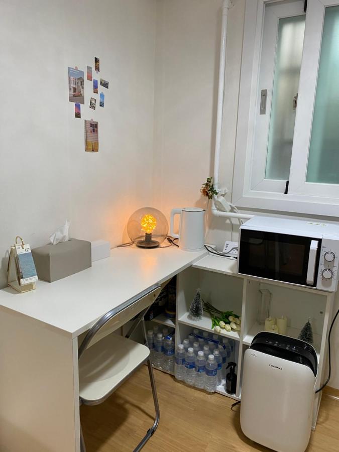 Seoul Yongsan - Shared House - Double or Twin Room - 5min Hangangjin - 10min Itaewon - 3