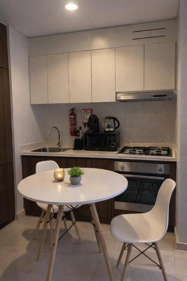 Burj Khalifa View Stylish 1BR in Business Bay - 5