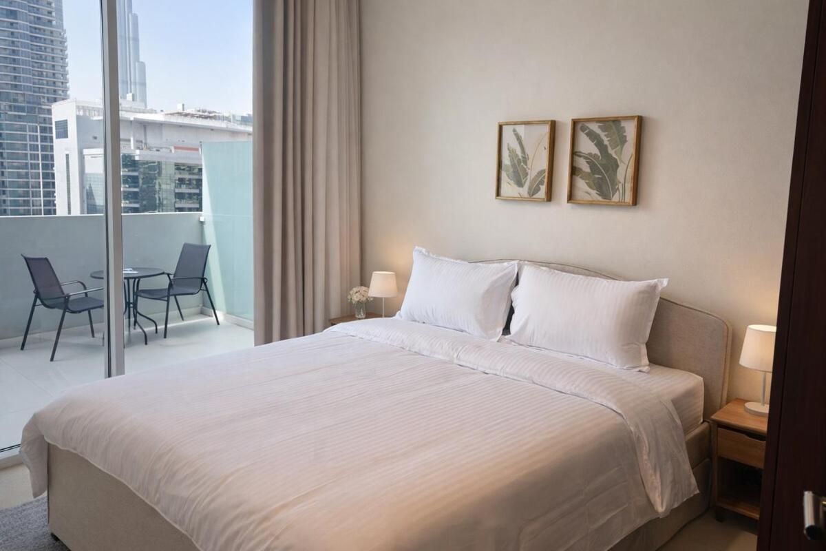 Burj Khalifa View Stylish 1BR in Business Bay - 2