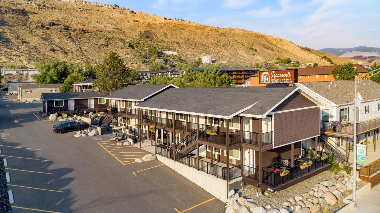 Roosevelt Hotel & Cabins - Yellowstone — photo 1
