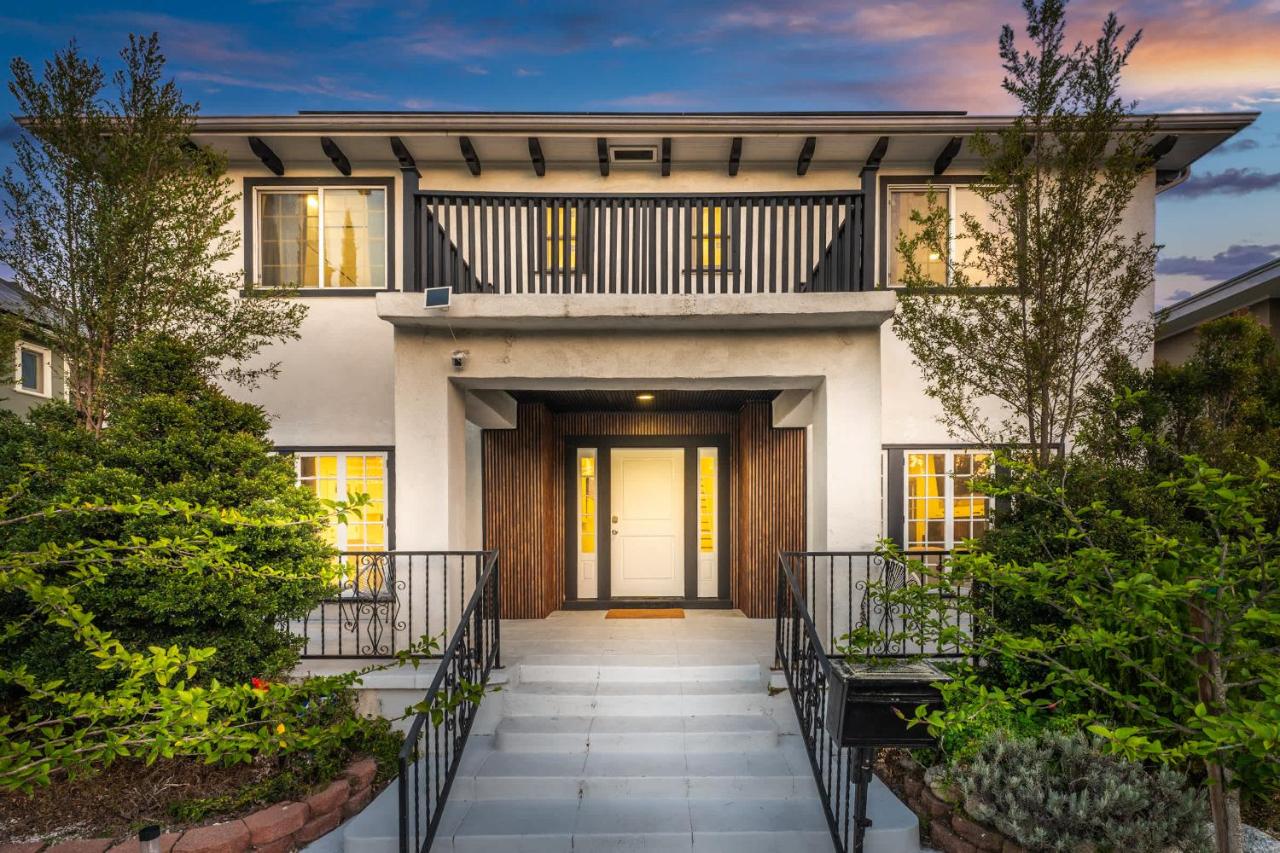 Luxe 6BR Retreat with Trampoline Swing and BBQ Grill - 4